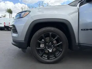 Jeep Compass 2022 Latitude 4dr SUV