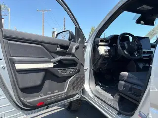 Toyota Tacoma 2024 4x4 SR5 4dr Double Cab 5.0 ft SB
