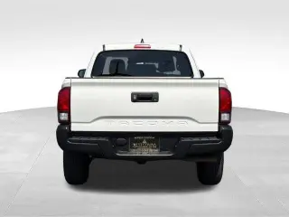 Toyota Tacoma 2022 4x2 SR5 4dr Access Cab 6.1 ft LB