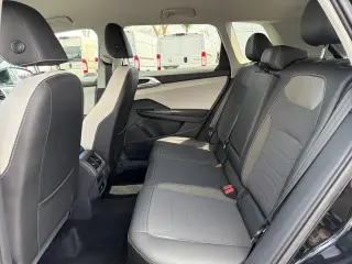 Volkswagen Taos 2025 AWD SE 4Motion 4dr SUV
