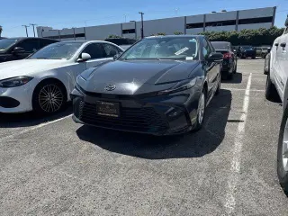 Toyota Camry 2025 SE 4dr Sedan