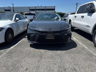 Toyota Camry 2025 SE 4dr Sedan