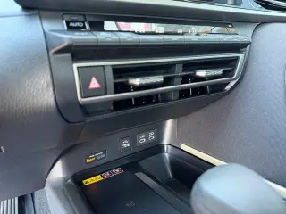 Toyota Camry 2026 SE 4dr Sedan