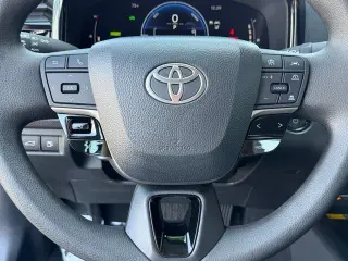 Toyota Camry 2026 SE 4dr Sedan