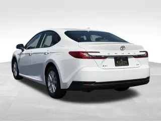 Toyota Camry 2026 SE 4dr Sedan