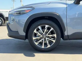 Toyota Corolla Cross 2023 XLE 4dr Crossover
