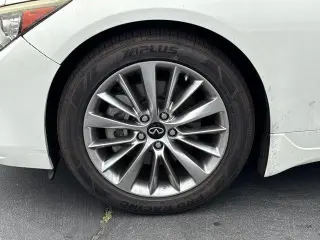 INFINITI Q50 2021 Luxe 4dr Sedan