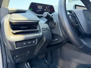 Toyota Prius 2023 LE 4dr Hatchback