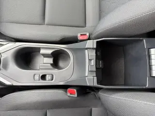 Toyota Corolla Hybrid 2026 SE 4dr Sedan