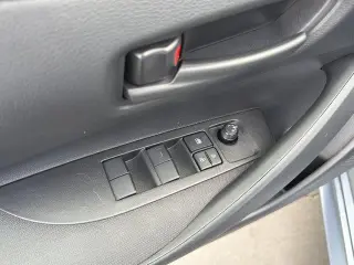 Toyota Corolla Hybrid 2026 SE 4dr Sedan