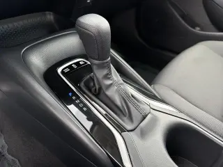 Toyota Corolla Hybrid 2026 SE 4dr Sedan