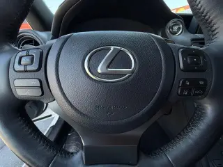 Lexus IS 300 2023 4dr Sedan