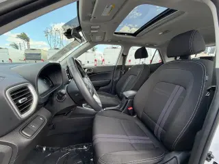 Hyundai VENUE 2025 SEL 4dr Crossover