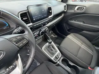 Hyundai VENUE 2025 SEL 4dr Crossover