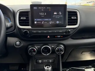 Hyundai VENUE 2025 SEL 4dr Crossover