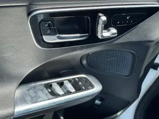 Mercedes-Benz C-Class 2025 C 300 4dr Sedan