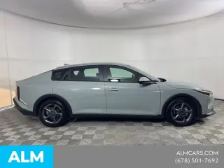Kia K4 2025 LXS 4dr Sedan