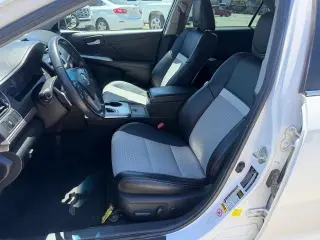 Toyota Camry 2014 SE 4dr Sedan