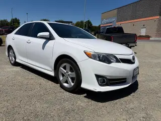 Toyota Camry 2014 SE 4dr Sedan