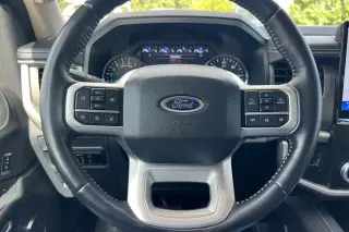 Ford Expedition 2024 4x4 XLT 4dr SUV