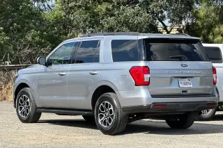 Ford Expedition 2024 4x4 XLT 4dr SUV
