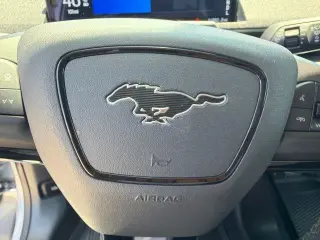 Ford Mustang Mach-E 2022 Premium 4dr SUV