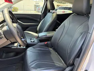 Ford Mustang Mach-E 2022 Premium 4dr SUV