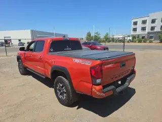 Toyota Tacoma 2018 4x4 TRD Off-Road 4dr Double Cab 6.1 ft LB