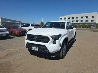 Toyota Tacoma 2025 4x2 SR 4dr Double Cab 5.0 ft SB