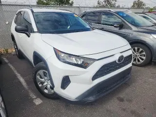 Toyota RAV4 2021 LE 4dr SUV