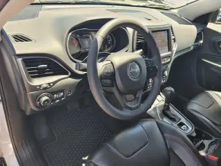 Jeep Cherokee 2022 4x4 Trailhawk 4dr SUV