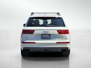 Audi Q7 2019 AWD quattro SE Premium Plus 55 TFSI 4dr SUV