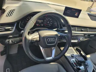 Audi Q7 2019 AWD quattro SE Premium Plus 55 TFSI 4dr SUV