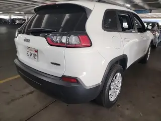 Jeep Cherokee 2021 4x4 Latitude 4dr SUV