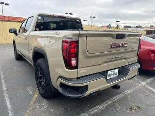 GMC Sierra 1500 2023 4x4 Elevation 4dr Crew Cab 5.8 ft. SB