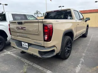 GMC Sierra 1500 2023 4x4 Elevation 4dr Crew Cab 5.8 ft. SB