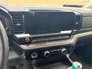 GMC Sierra 1500 2023 4x4 Elevation 4dr Crew Cab 5.8 ft. SB
