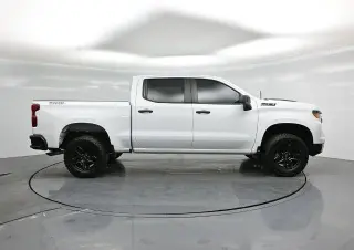 Chevrolet Silverado 1500 2024 4x4 Custom Trail Boss 4dr Crew Cab 5.8 ft. SB