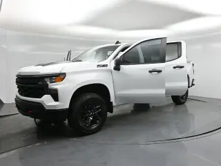 Chevrolet Silverado 1500 2024 4x4 Custom Trail Boss 4dr Crew Cab 5.8 ft. SB