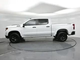 Chevrolet Silverado 1500 2024 4x4 Custom Trail Boss 4dr Crew Cab 5.8 ft. SB