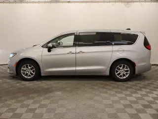 Chrysler Pacifica 2023 Touring L 4dr Mini-Van