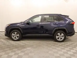 Toyota RAV4 2024 XLE 4dr SUV