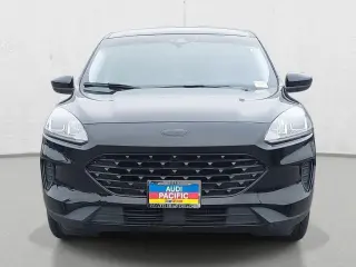 Ford Escape 2022 SE 4dr SUV