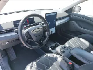 Ford Mustang Mach-E 2021 AWD Select 4dr SUV