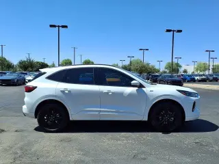 Ford Escape 2023 AWD ST-Line Elite 4dr SUV