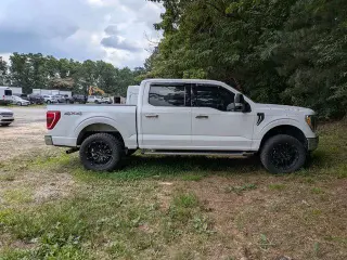 Ford F-150 2023 4x4 Platinum 4dr SuperCrew 5.5 ft. SB