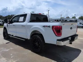Ford F-150 2023 4x4 Platinum 4dr SuperCrew 5.5 ft. SB