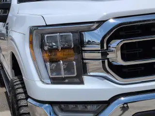 Ford F-150 2023 4x4 Platinum 4dr SuperCrew 5.5 ft. SB