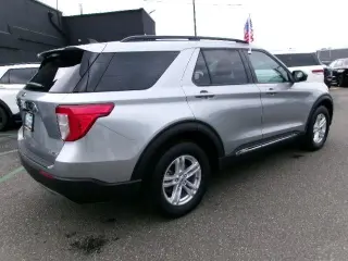 Ford Explorer 2023 AWD XLT 4dr SUV