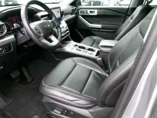 Ford Explorer 2023 AWD XLT 4dr SUV